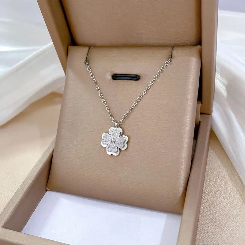 Collier Leia
