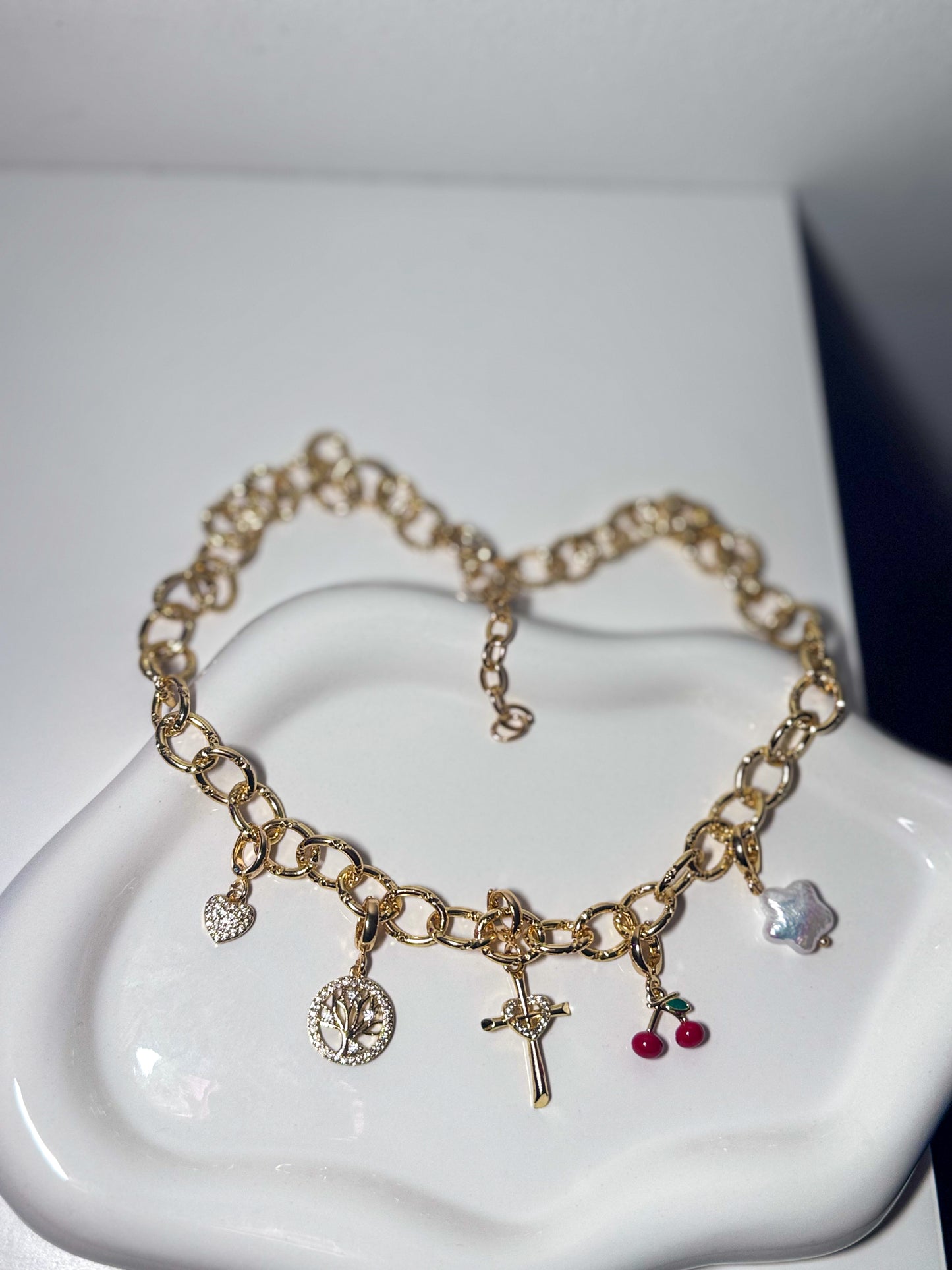 Collier Cynthia